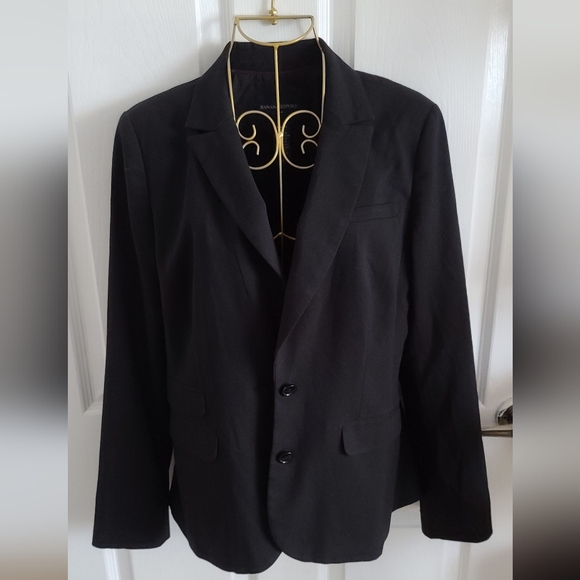 Banana Republic Triple Pocket Blazer - Picture 4 of 6